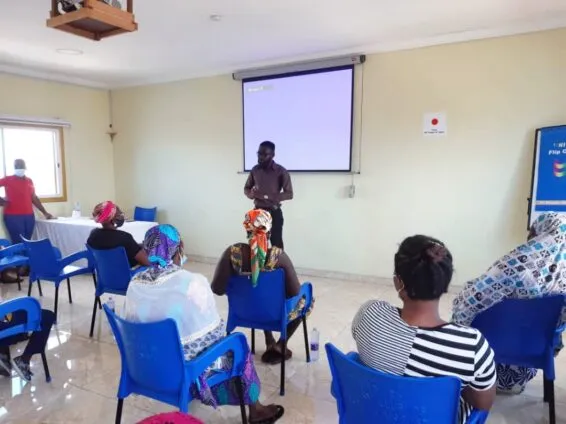 Isaac Agya Koomson facilitating MSME workshop at Street Children Empowerment Foundation SCEF Jamestown